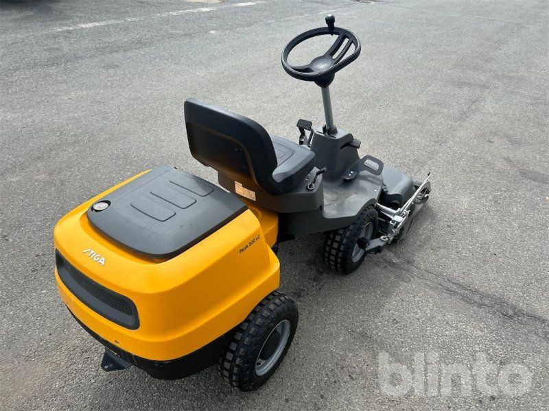 Stiga 300 LC