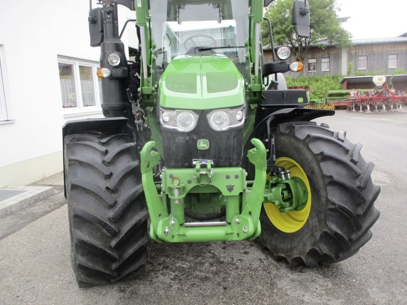 John Deere 6090 M    #896