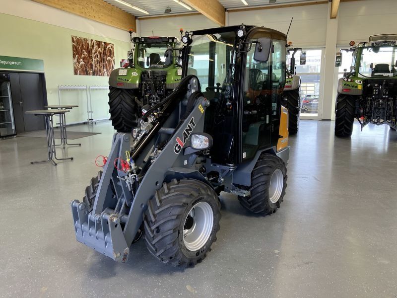 Giant G2300 HD