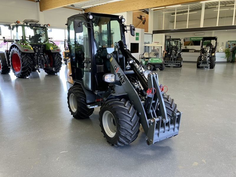 Giant G2300 HD