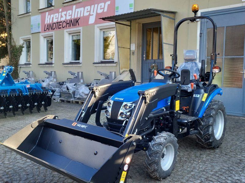 Solis 26 9+9 + Alö Quicke C12s Frontlader + MPC-140 Klappschaufel + LA