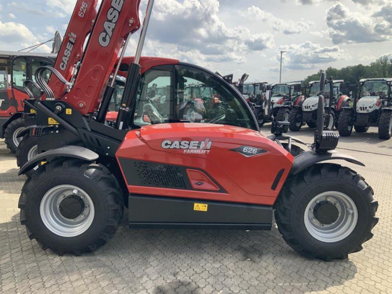 Case FARMLIFT 626