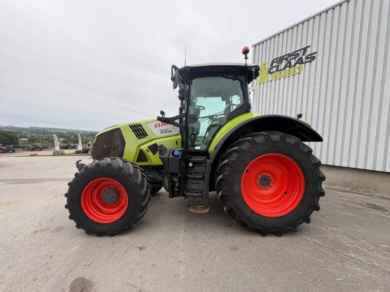 Claas AXION 800