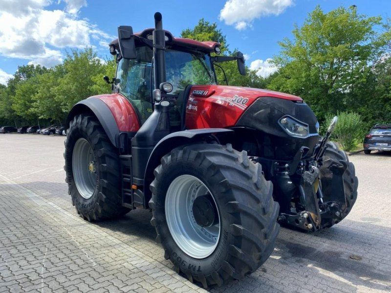 Case IH OPTUM CVX 300 MIT FRONTZAPFWELLE