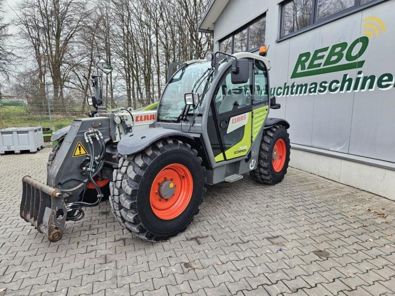 Claas SCORPION 7035
