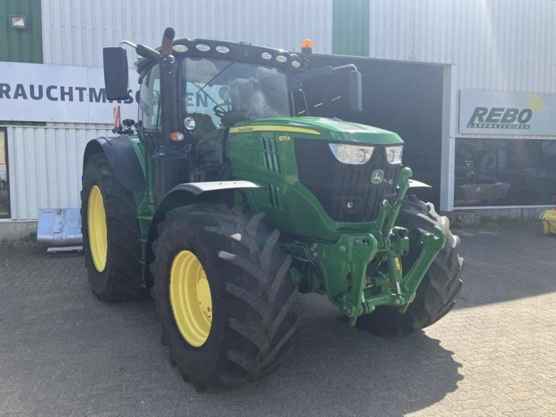 John Deere 6175R