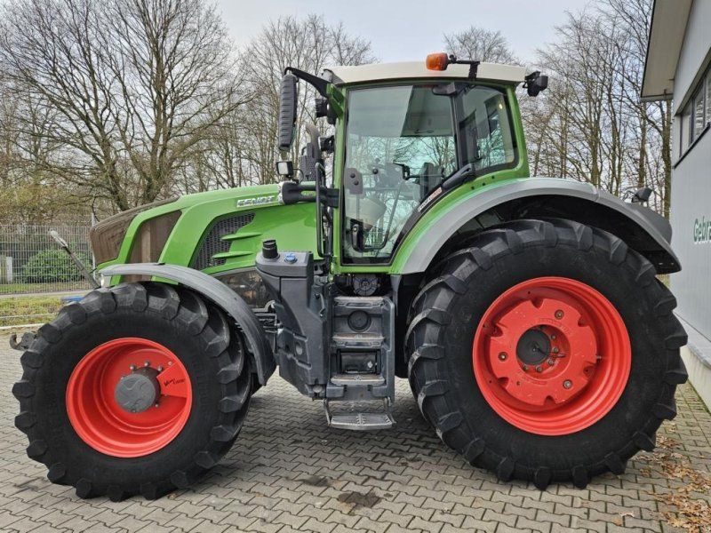 Fendt 824 VARIO PROFI PLUS