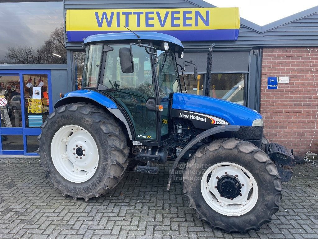 New Holland TD95D