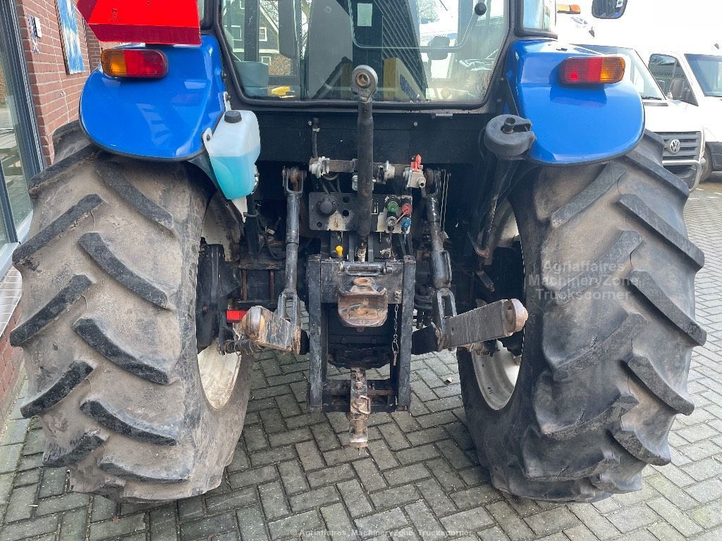 New Holland TD95D