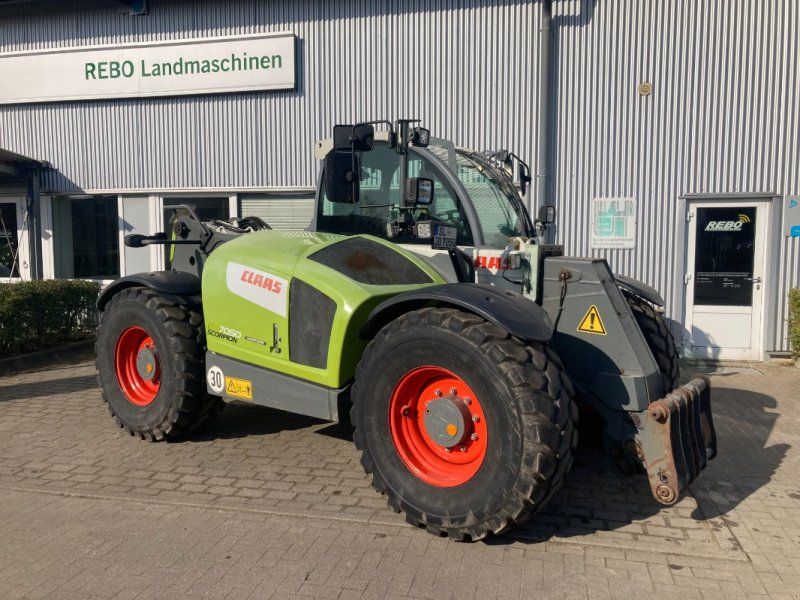 Claas SCORPION 7050