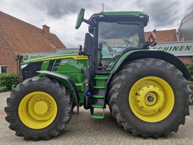 John Deere 7R350