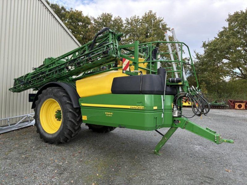 John Deere R944i POWRSPRAY