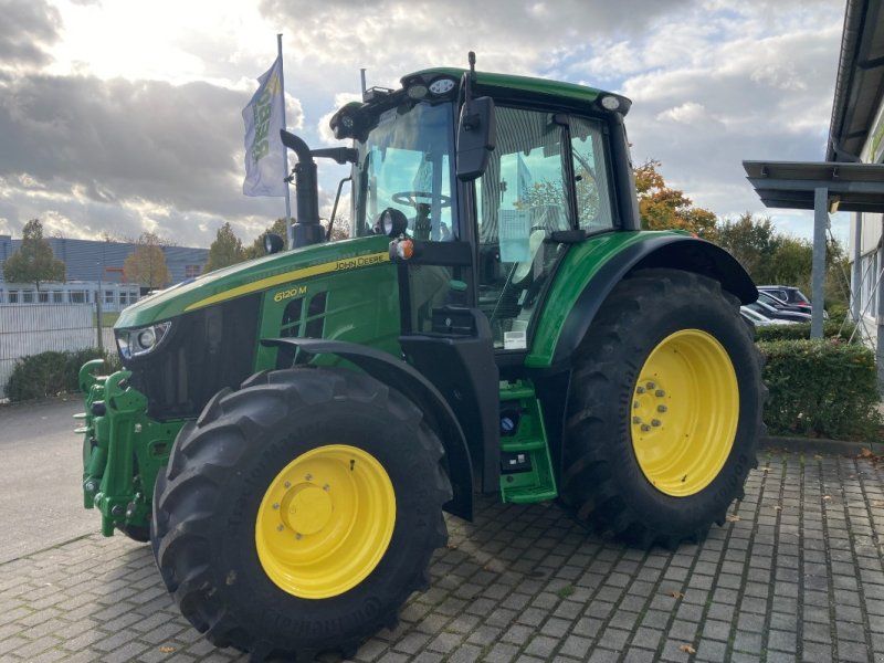 John Deere 6120M MIT KABINE