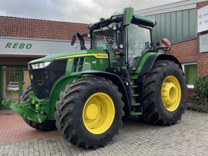 John Deere 7R350