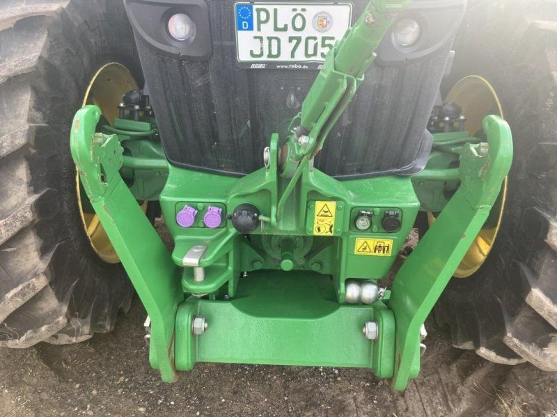 John Deere 7R350