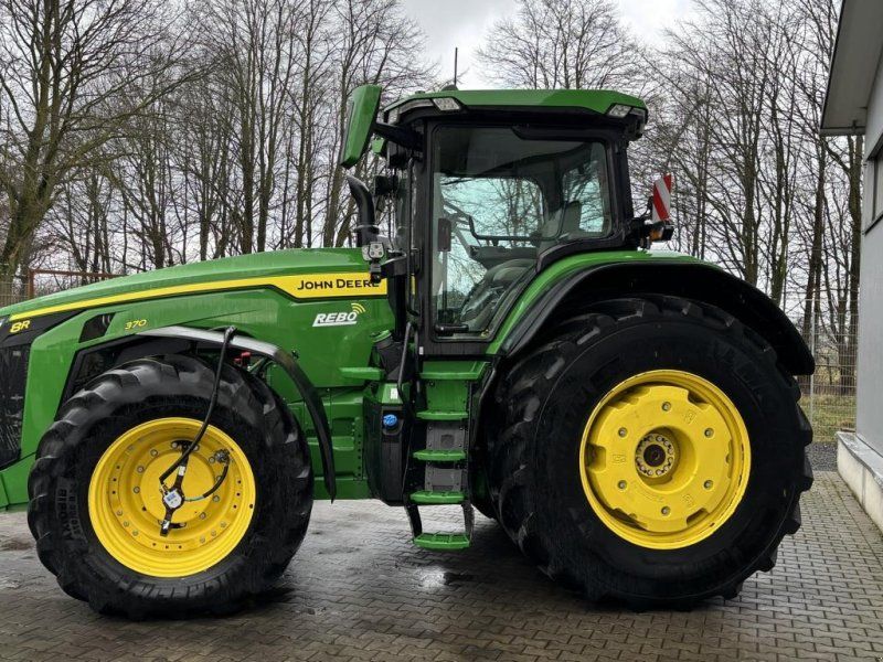 John Deere 8R370