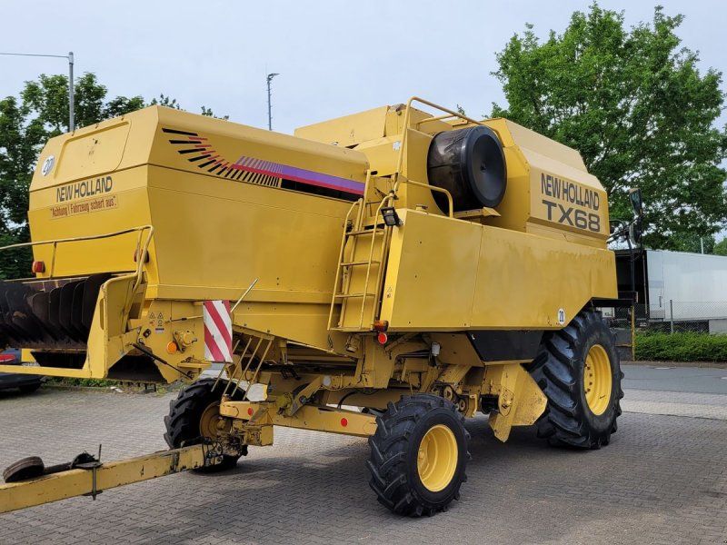 New Holland TX 68