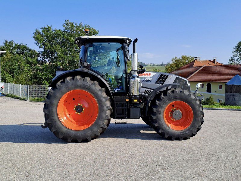 Claas ARION 660 CMATIC CEBIS / LE MANS