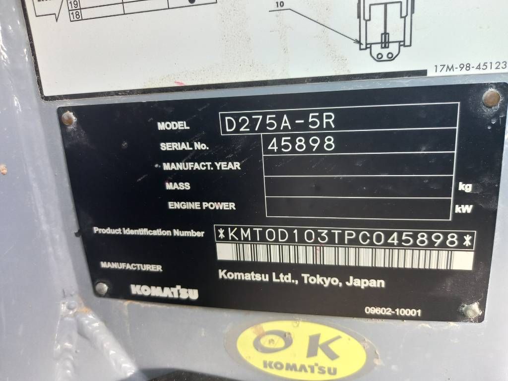 Komatsu D275A-5R (Abu Dhabi)