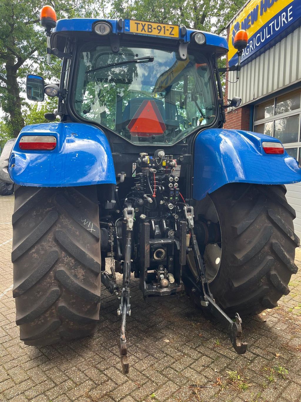 New Holland T6.165