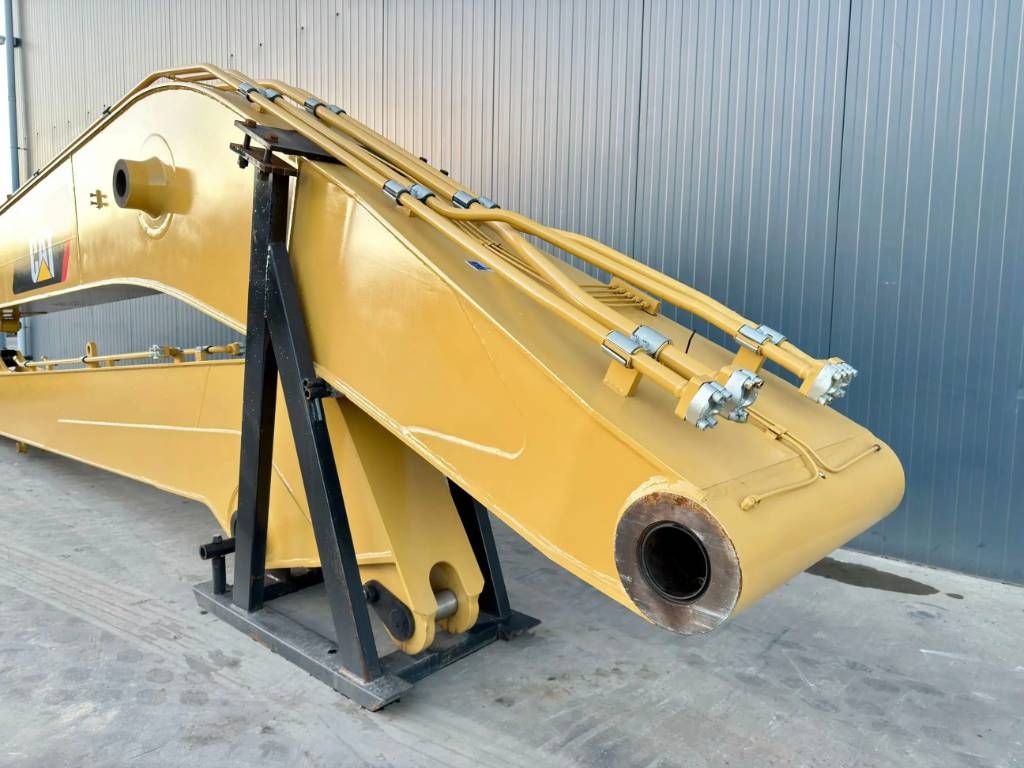 CAT 336E 18m Set