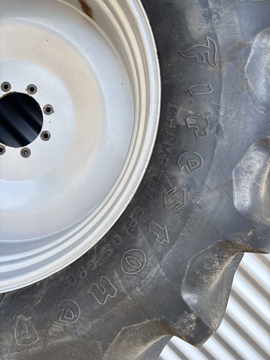 Firestone Champion Spadegrip