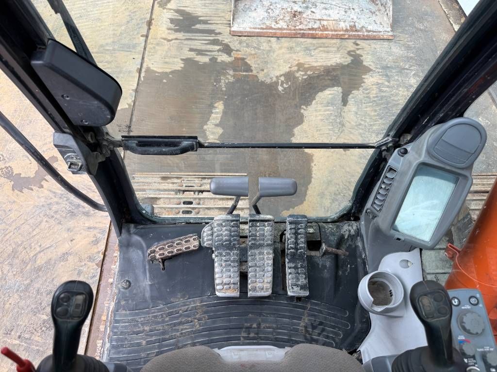 Hitachi ZX135US-6 - Quick Coupler / Automatic Greasing