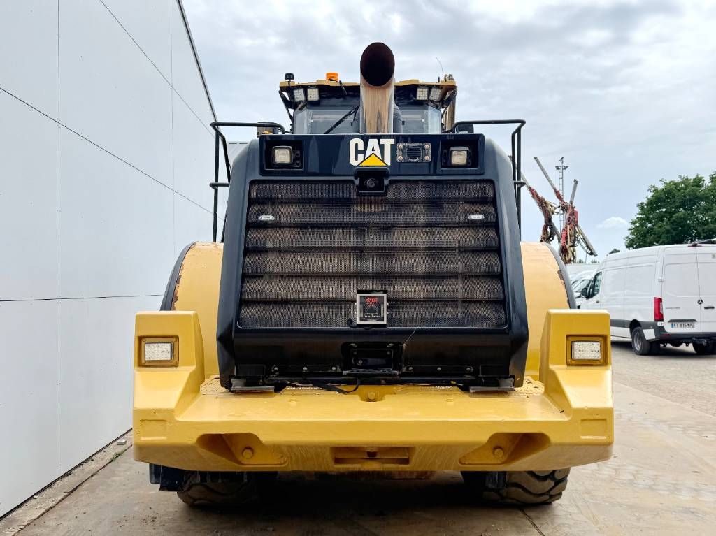 CAT 972M - Weight System / Backup Camera