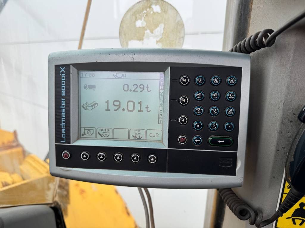 CAT 972M - Weight System / Backup Camera