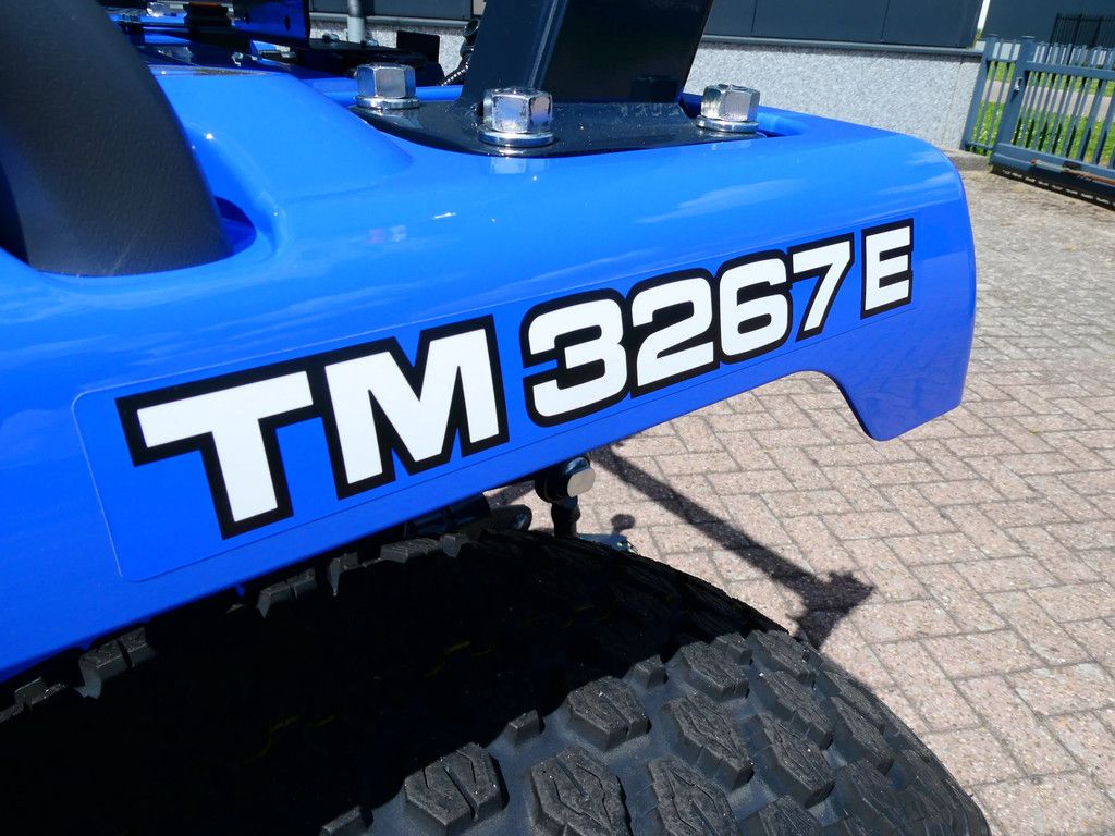Iseki TM3267E 4wd / 0001 Draaiuren / Vooorlader