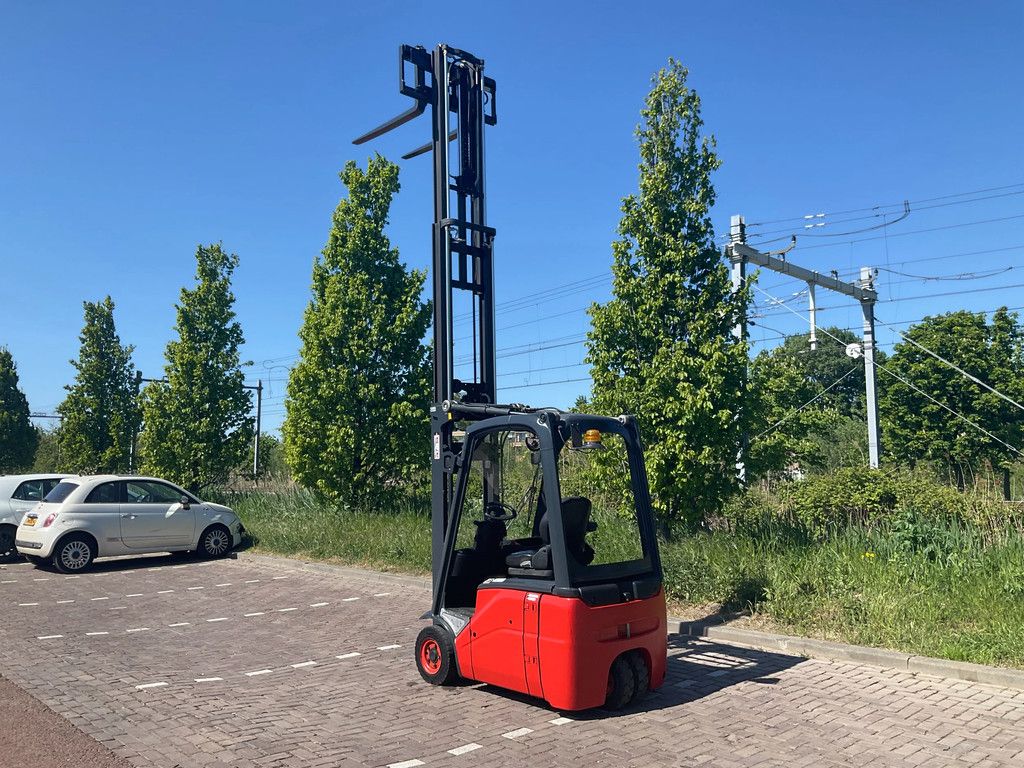 Linde E15-01 1500KG 4.60METER HEFTRUCK