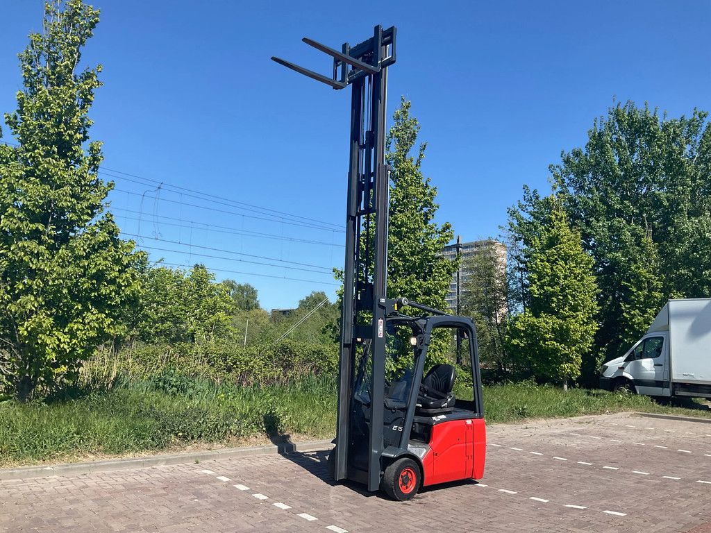 Linde E15-01 1500KG 4.60METER HEFTRUCK