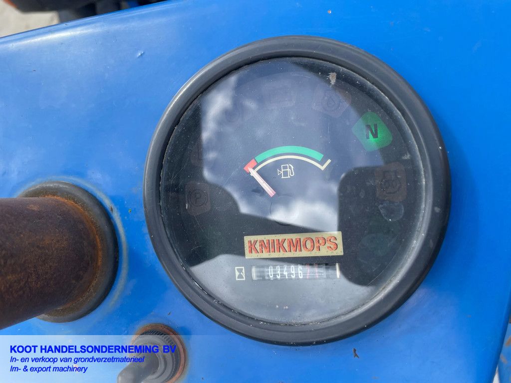 Knikmops KM 130 Full Options