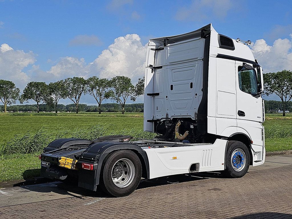 MERCEDES-BENZ ACTROS 1853 LS mp5 retarder 2x tank