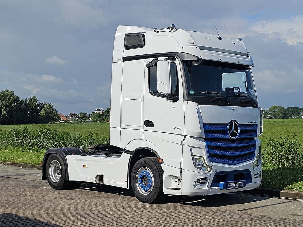 MERCEDES-BENZ ACTROS 1853 LS mp5 retarder 2x tank