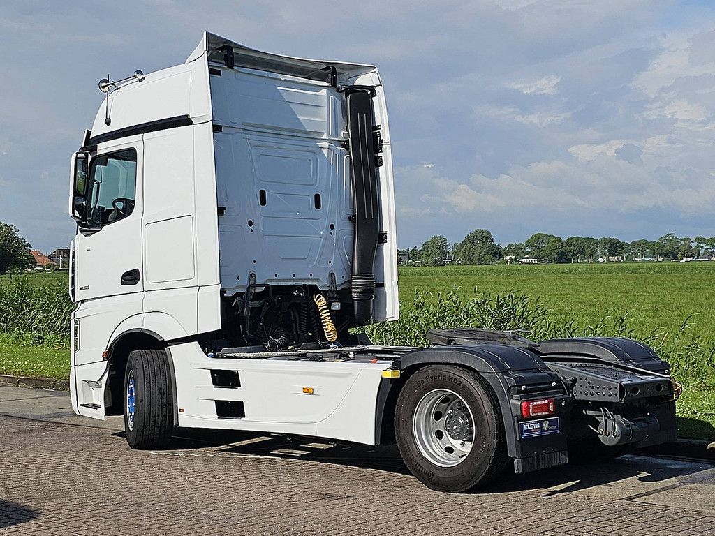 MERCEDES-BENZ ACTROS 1853 LS mp5 retarder 2x tank
