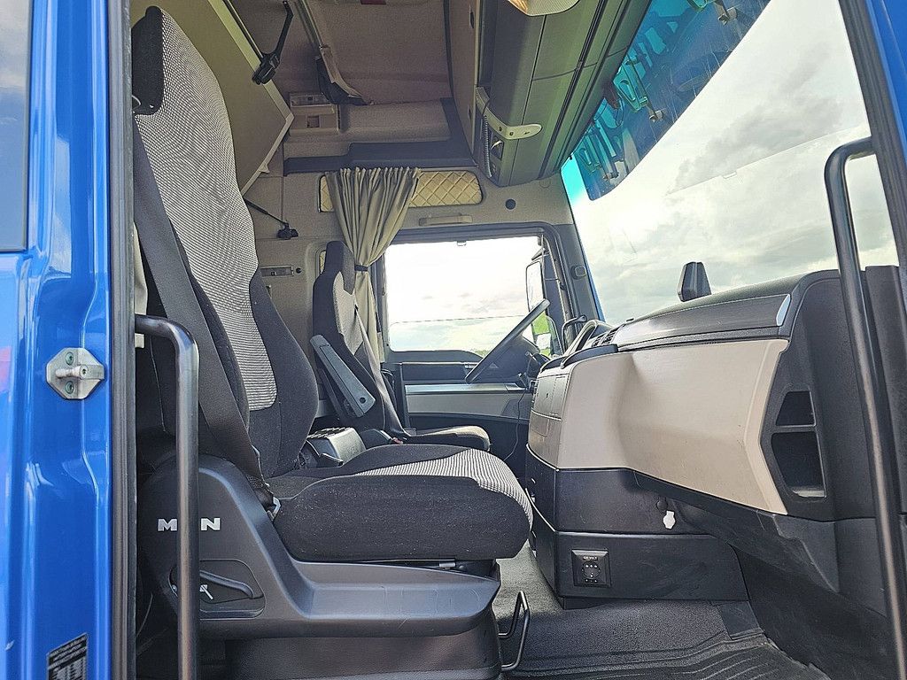 M.A.N. 26.460 TGX xxl 6x2/4 adr prep.