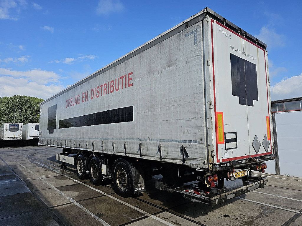 KRONE SD steeraxle taillift