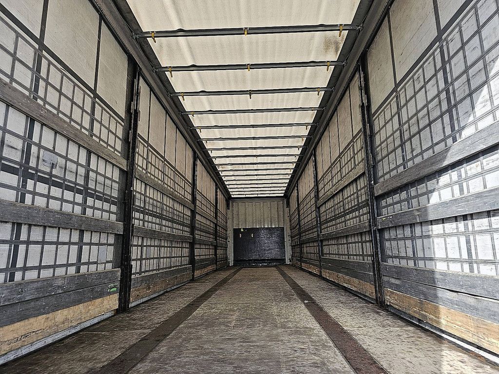 KRONE SD steeraxle taillift