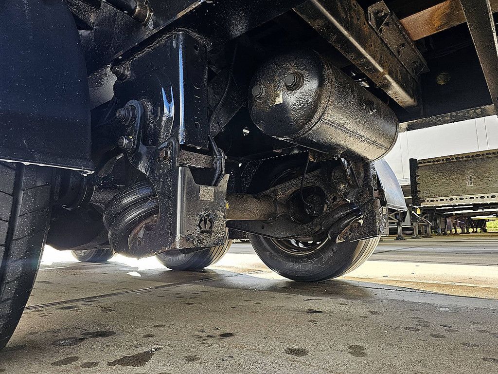 KRONE SD steeraxle taillift