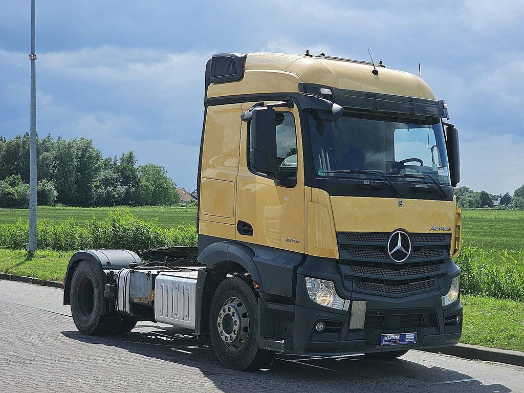 MERCEDES-BENZ ACTROS 1843