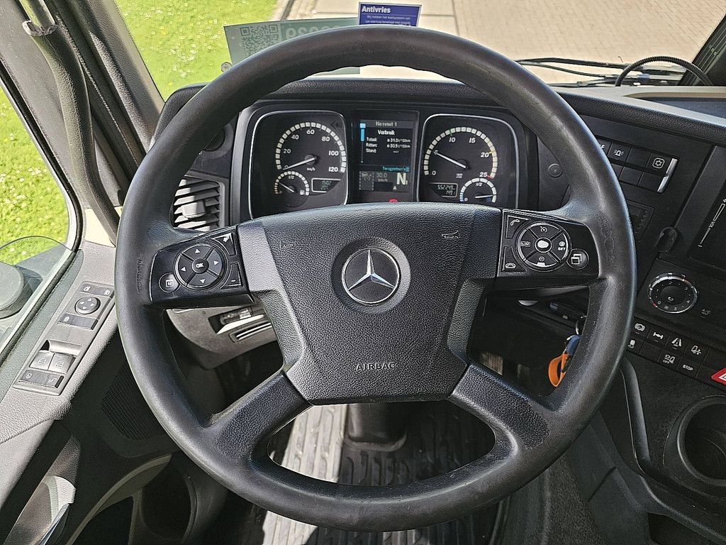 MERCEDES-BENZ ACTROS 1843