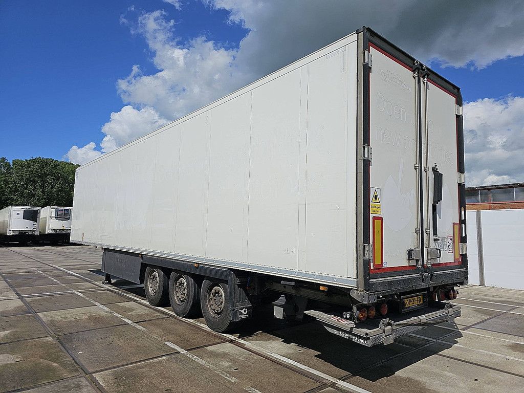 SCHMITZ N/A carrier vector 1550