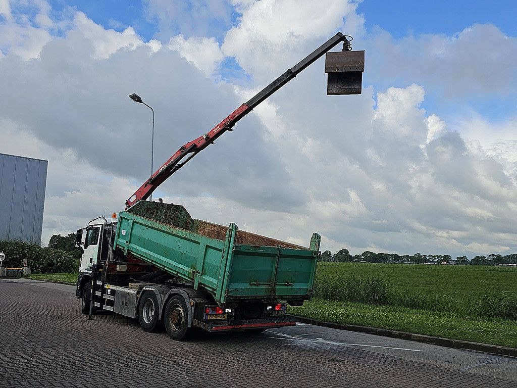 M.A.N. 26.400 TGS 6x4h-4 eev hmf crane