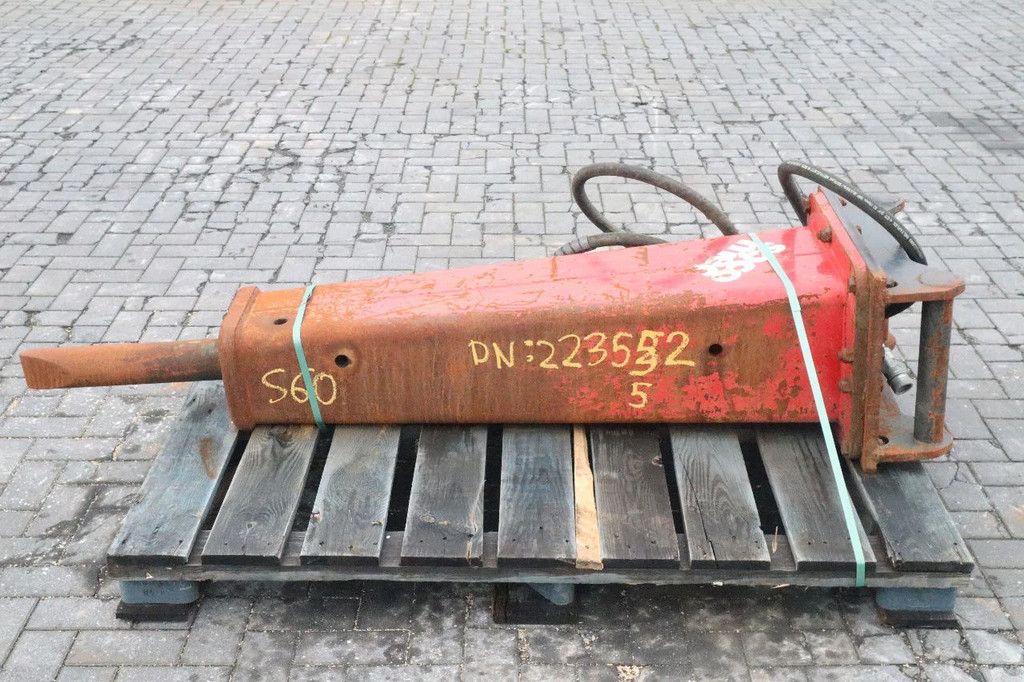 Socomec DMS 740 DMS 740 HAMMER | HYDRAULIC BREAKER | S60