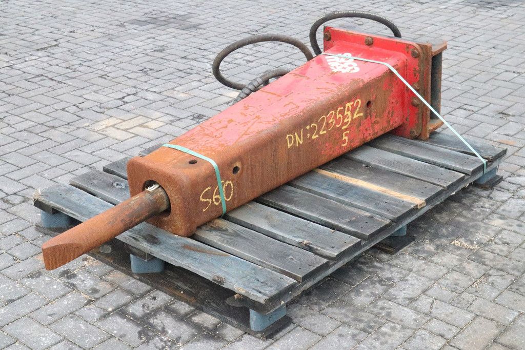 Socomec DMS 740 DMS 740 HAMMER | HYDRAULIC BREAKER | S60