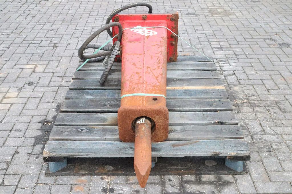 Socomec DMS 740 DMS 740 HAMMER | HYDRAULIC BREAKER | S60