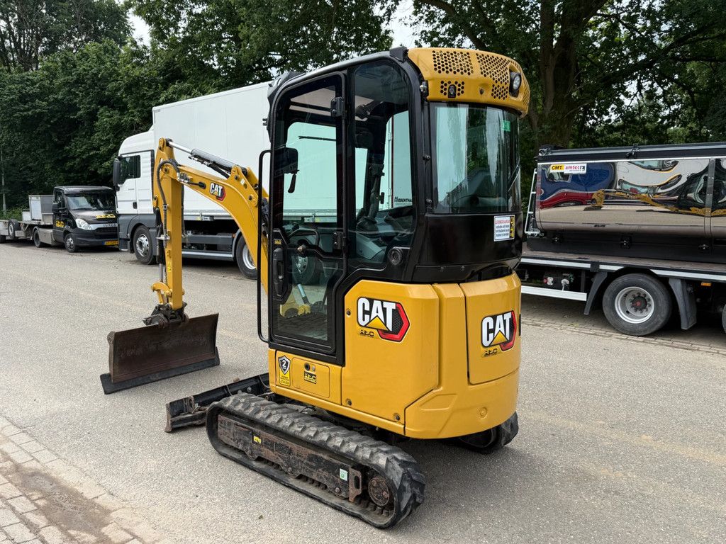 Caterpillar 301.8NG