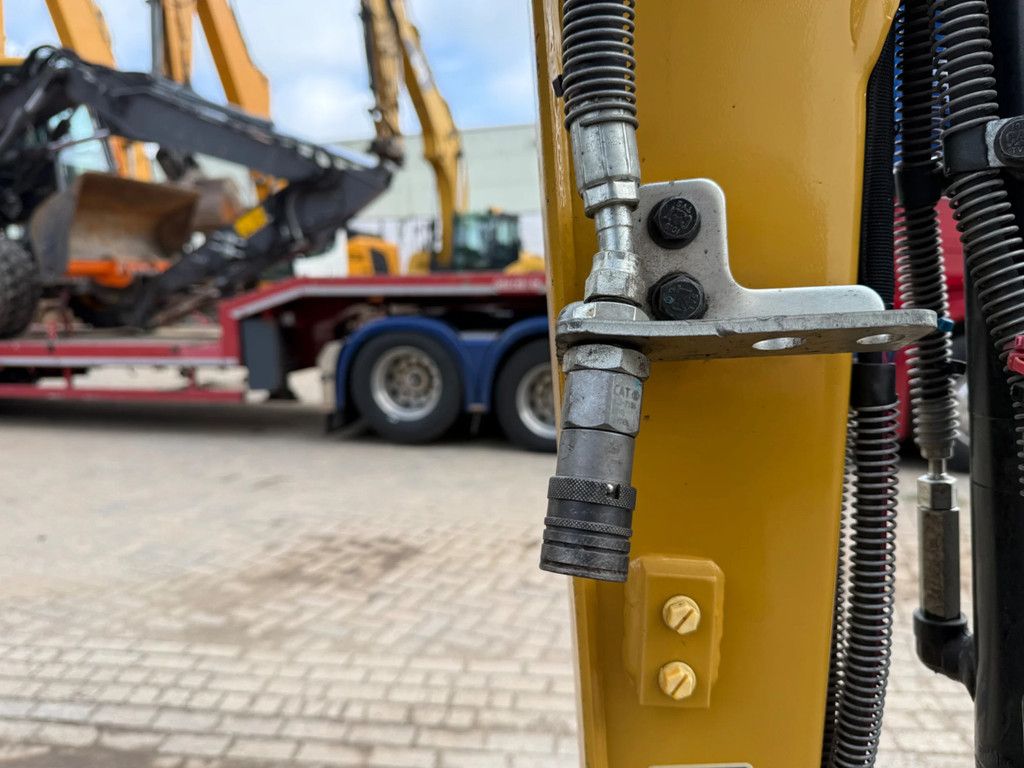 Caterpillar 301.8NG