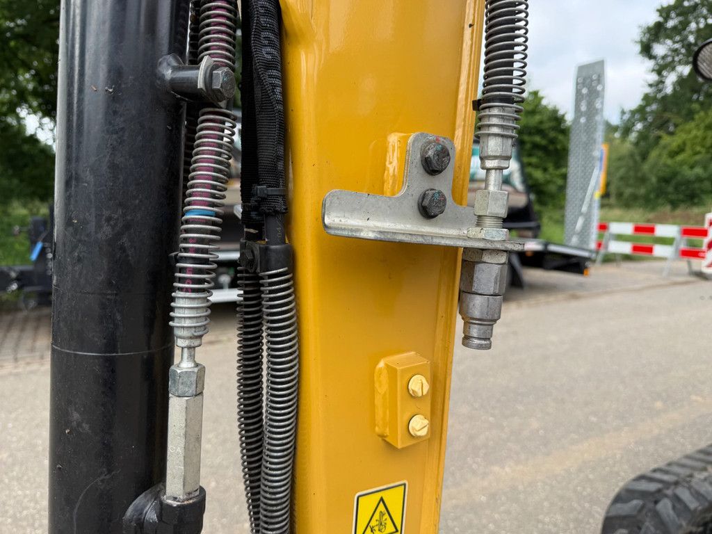 Caterpillar 301.8NG